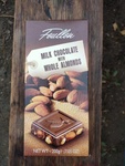 Молочный шоколад Foullon Milk Chocolate Almonds