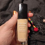 Тональная основа с лифтинговым эффектом Layla Cosmetics Hydro Tense Foundation фото 3 