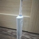 Электрическая зубная щетка Braun Oral-B Vitality фото 1 