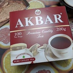 Чай черный Akbar "Красно-белая" серия, 100 пак фото 2 