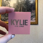 Румяна Kylie Cosmetics pressed blush powder фото 2 